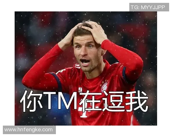 足球球星搞笑瞬间大集合：精彩失误笑料百出，盘点最萌球场表情包