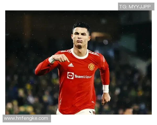 足球百年豪门传奇球星盘点及其在足坛的辉煌成就